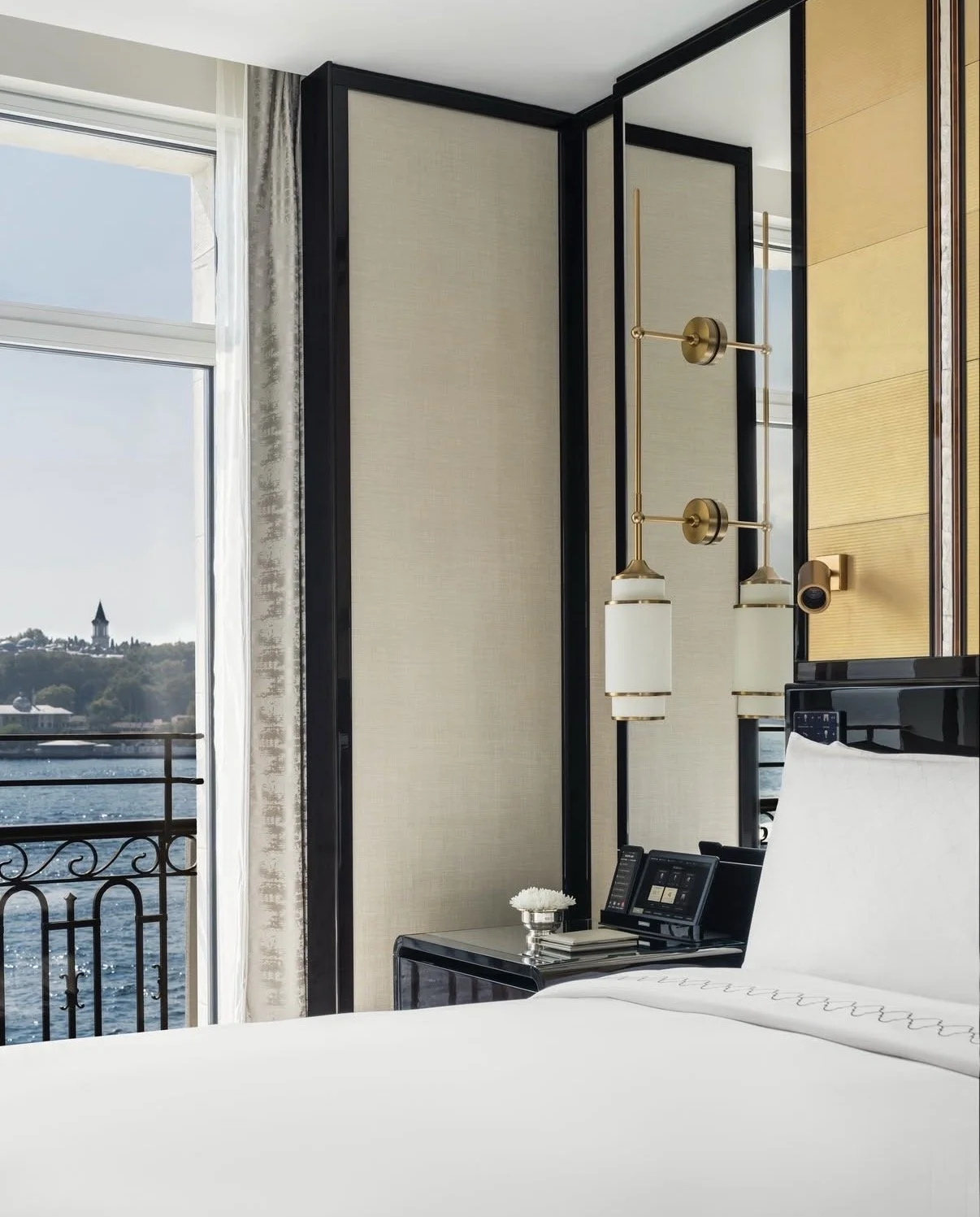 barbara-paez-the peninsula hotel campaign-jpg.jpg