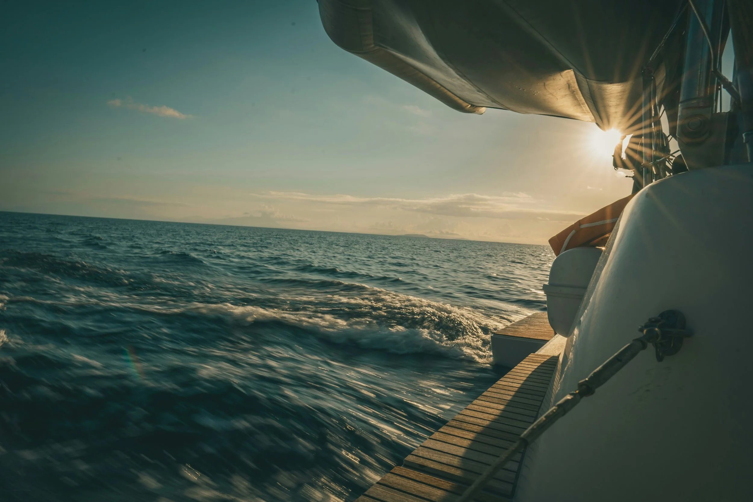 Coastal Clothing Essentials: Build the Perfect Seaside Wardrobe.