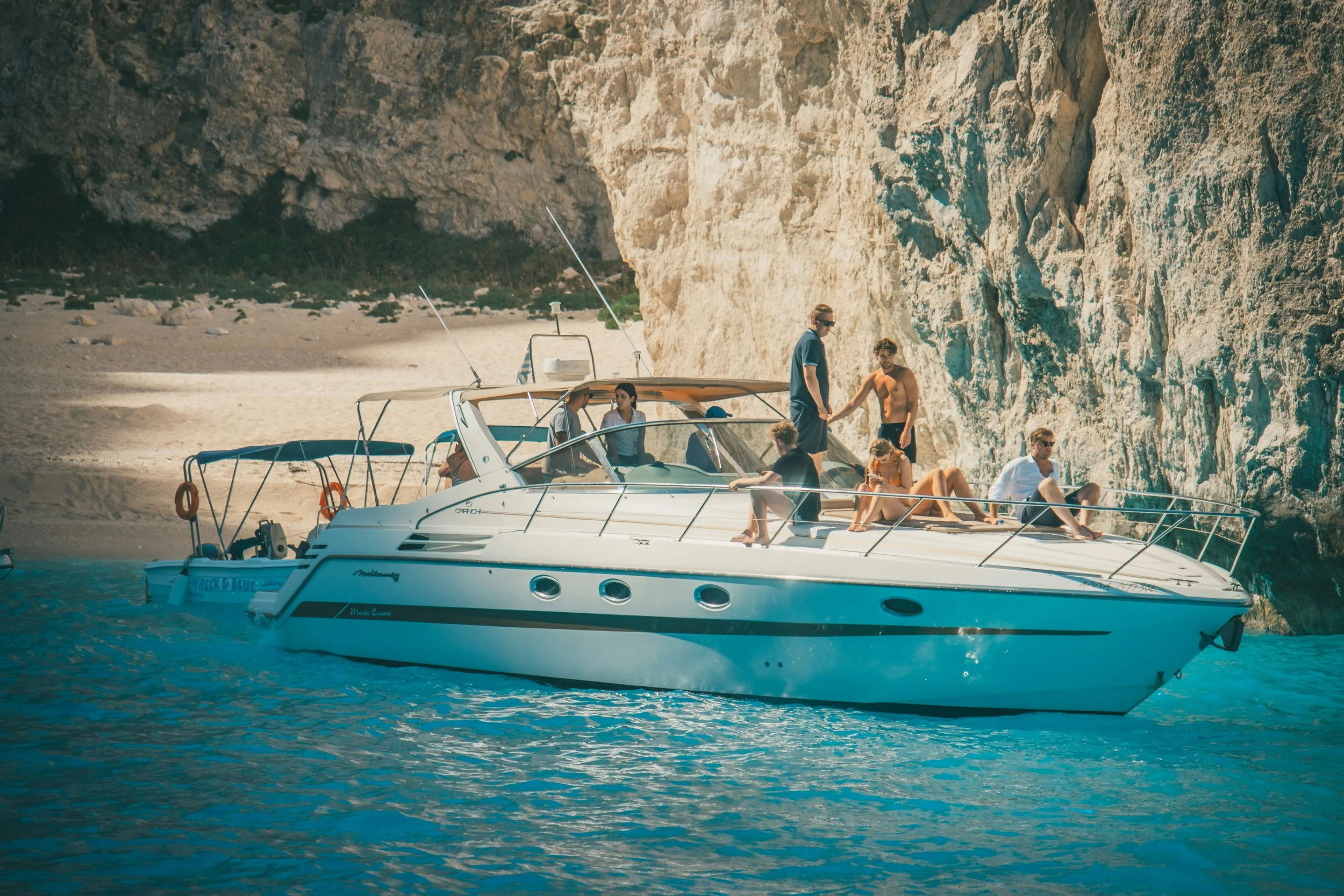 How to Pack for a Boat Trip: The Ultimate Coastal Packing Guide.