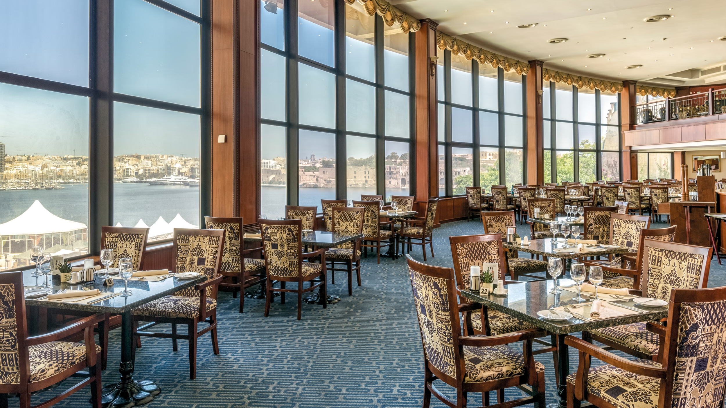 Excelsior 1080-01.png