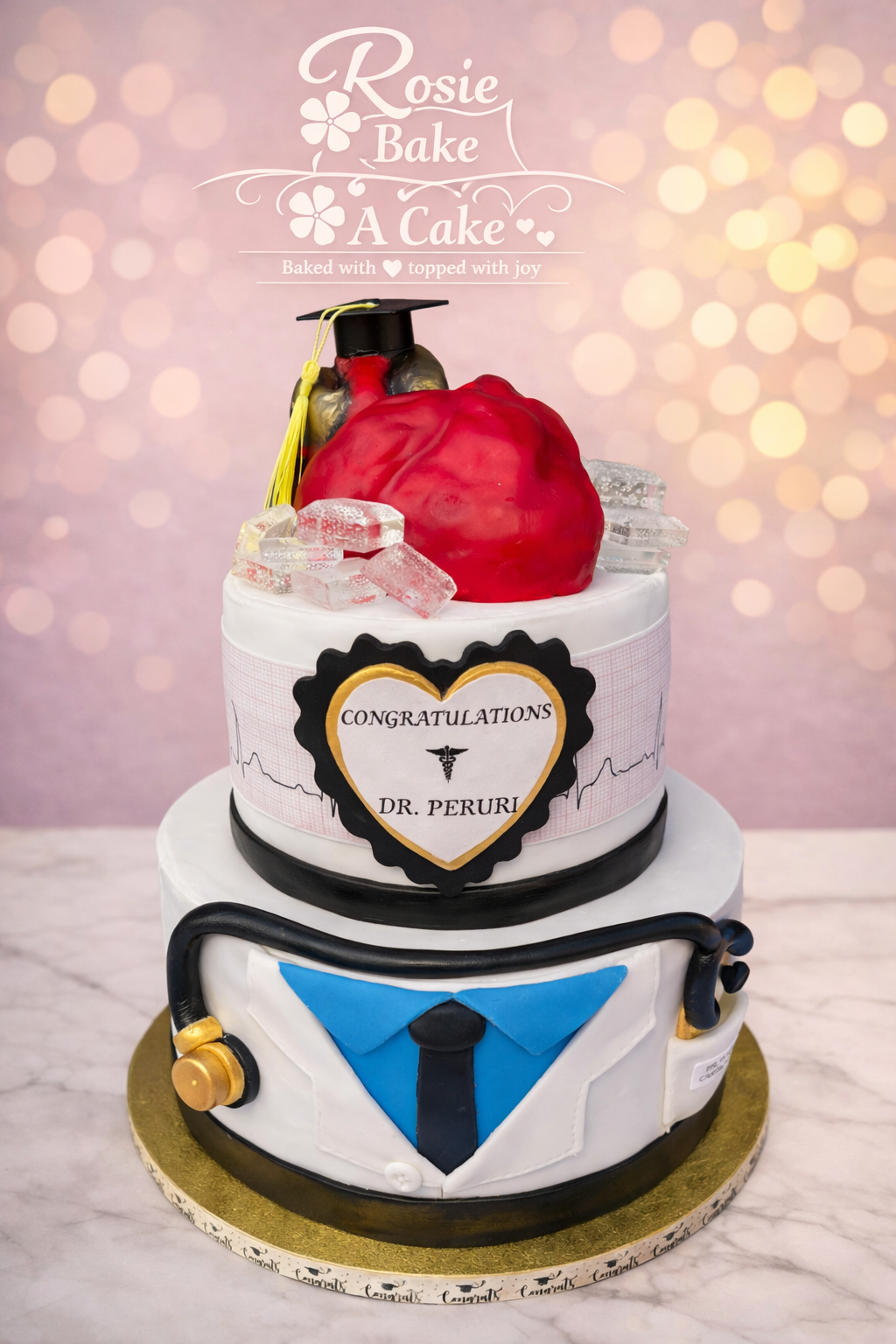 WM Cardiologist Graduation Cake.png