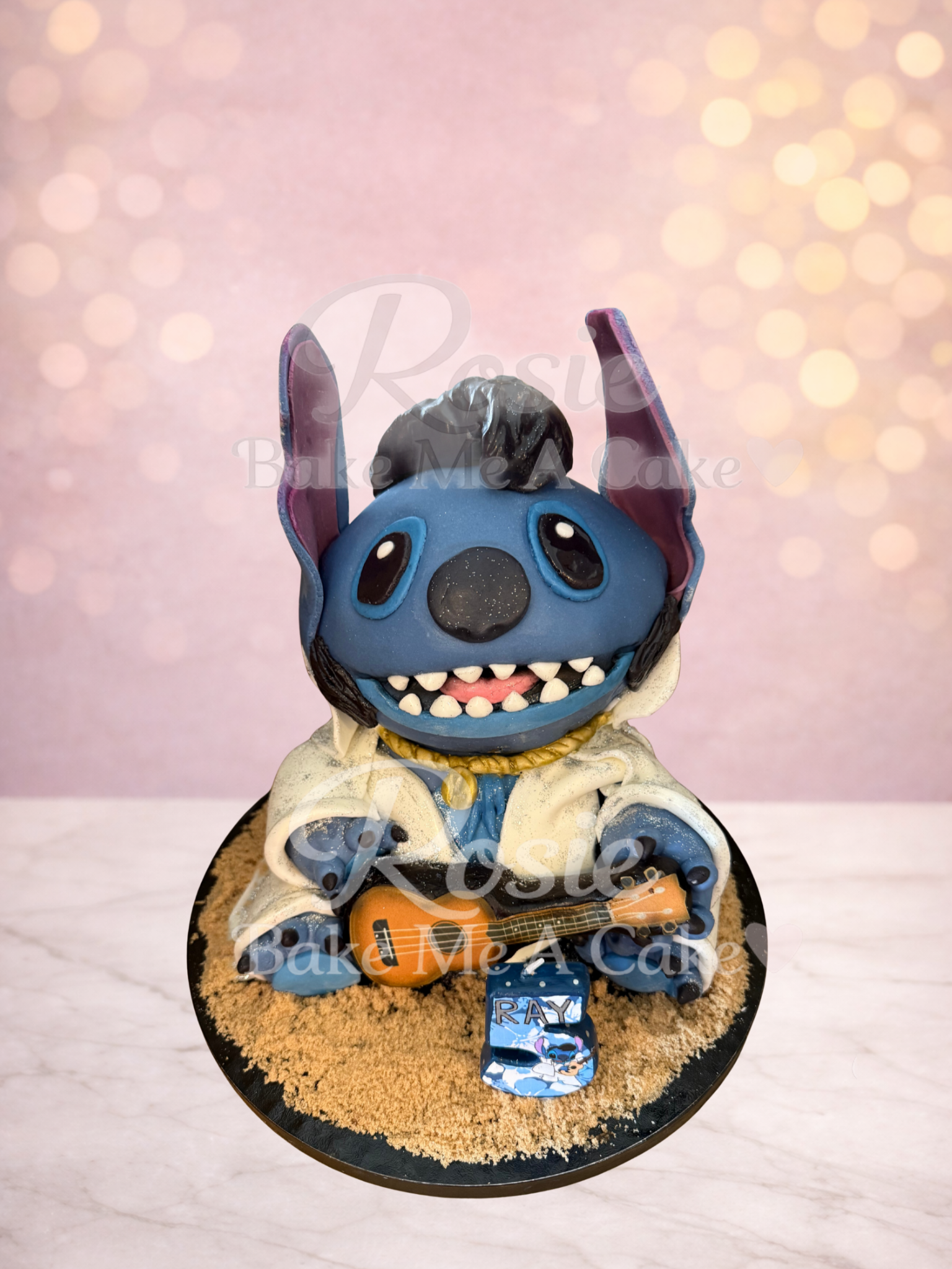 WM Elvis Stitch Cake.png