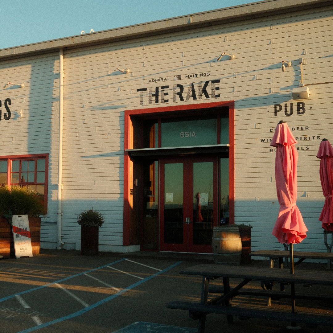 Pleasure Reading at The Rake