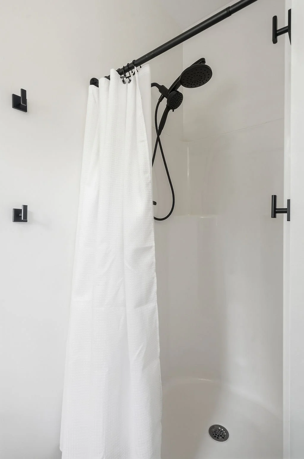 Shower with adjustable shower head