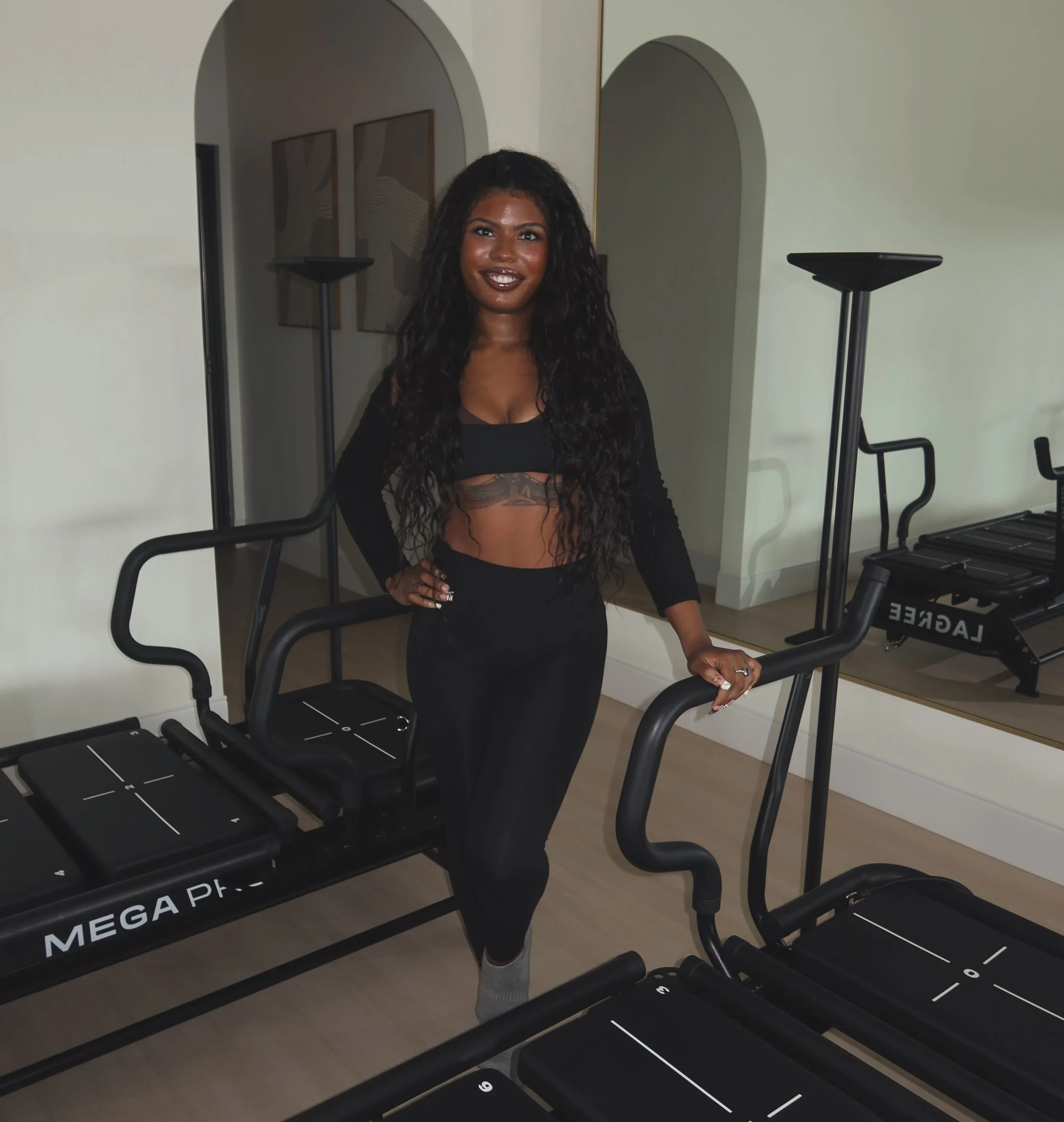 MEET TESSA ✨

Tessa has been practicing Lagree for just over a year and loves that it&rsquo;s more than just a physical workout. To her, Lagree is just as much a mental challenge, pushing you to overcome the barriers in your mind and discover how str