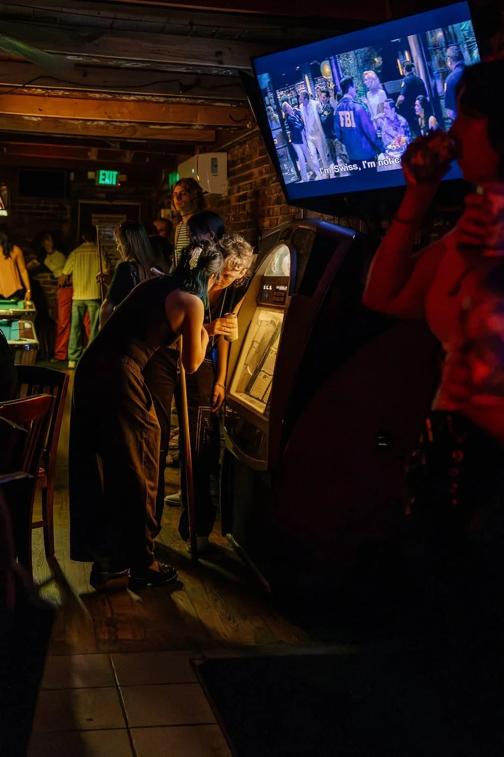 lesbians-jukebox-barflys-austin.jpg