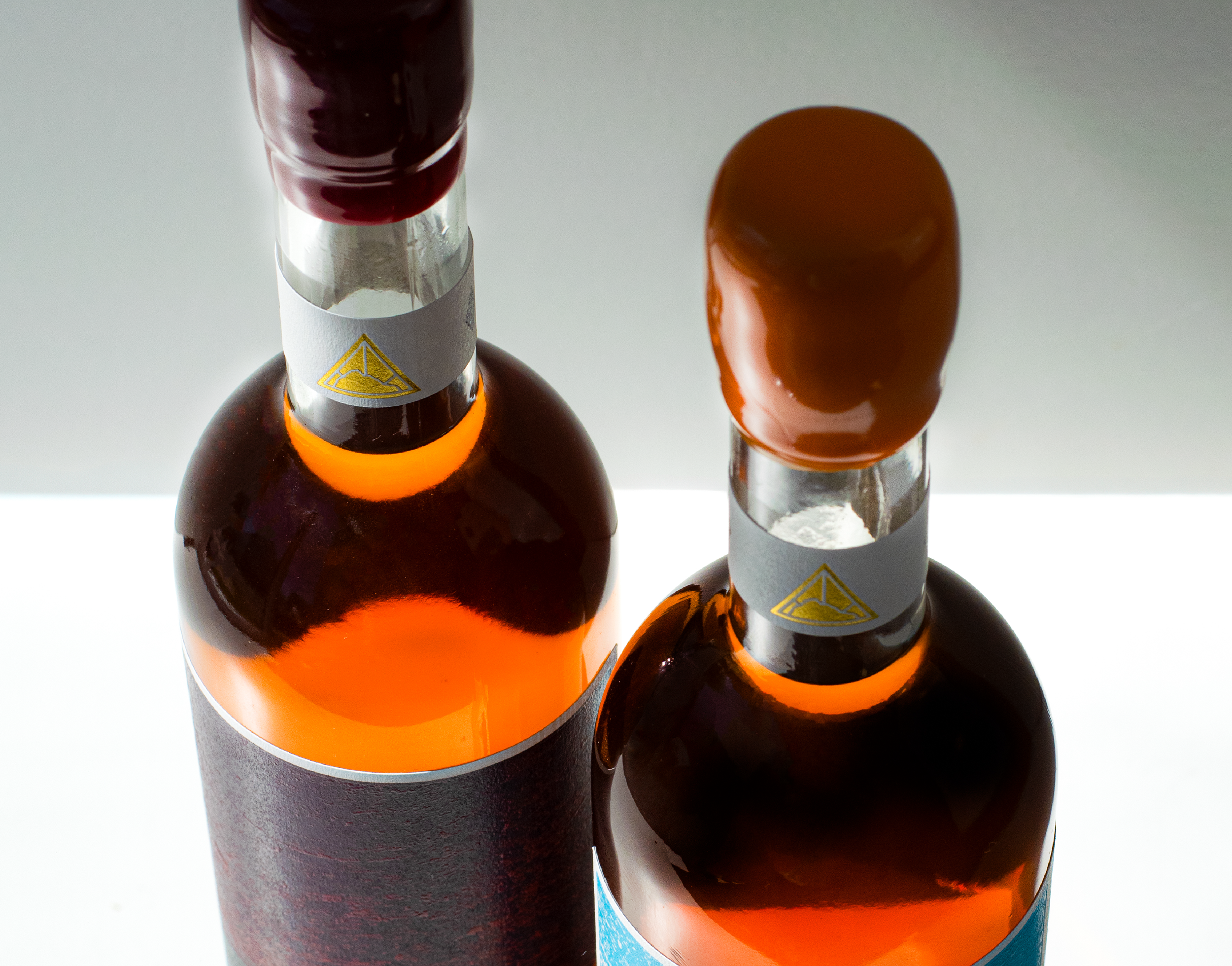 Close-up of the Blind Summit Macallan, seen from above against a plain background.