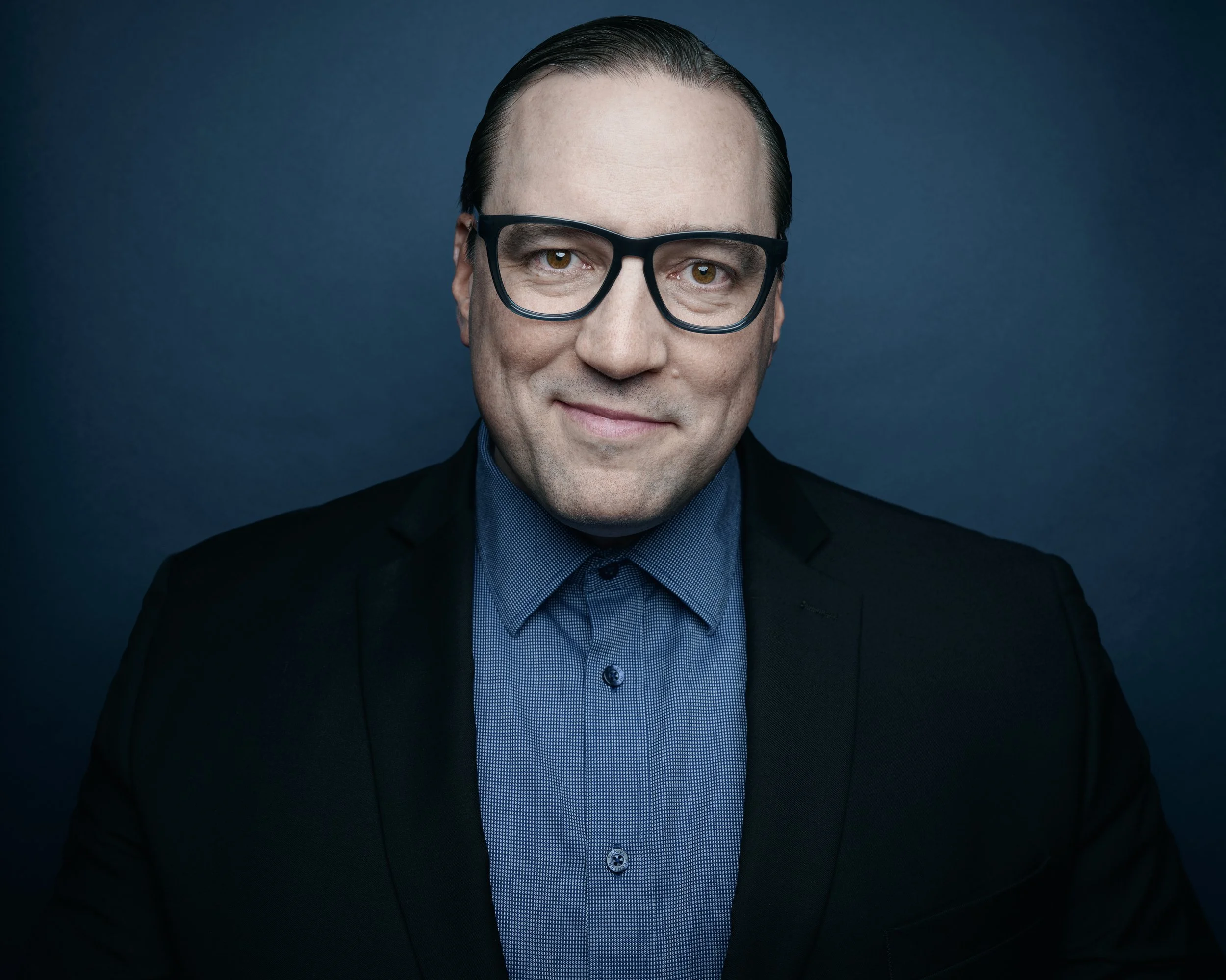 200f2-ottawa-headshot-photographer-Radoslaw Miksa 24 Jan 202624012-Print 2.jpg