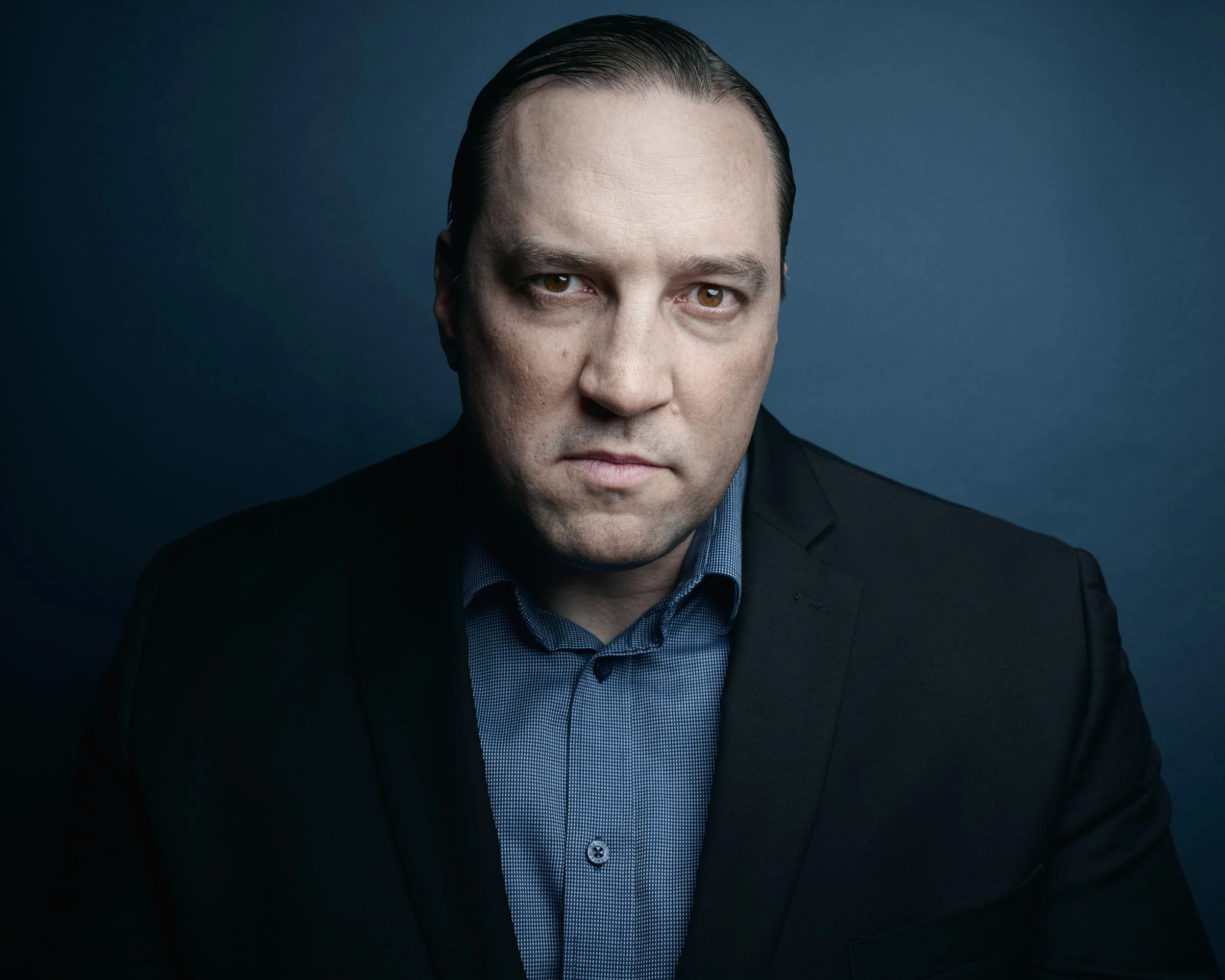 200f2-ottawa-headshot-photographer-Radoslaw Miksa 24 Jan 202624002-Print 2.jpg