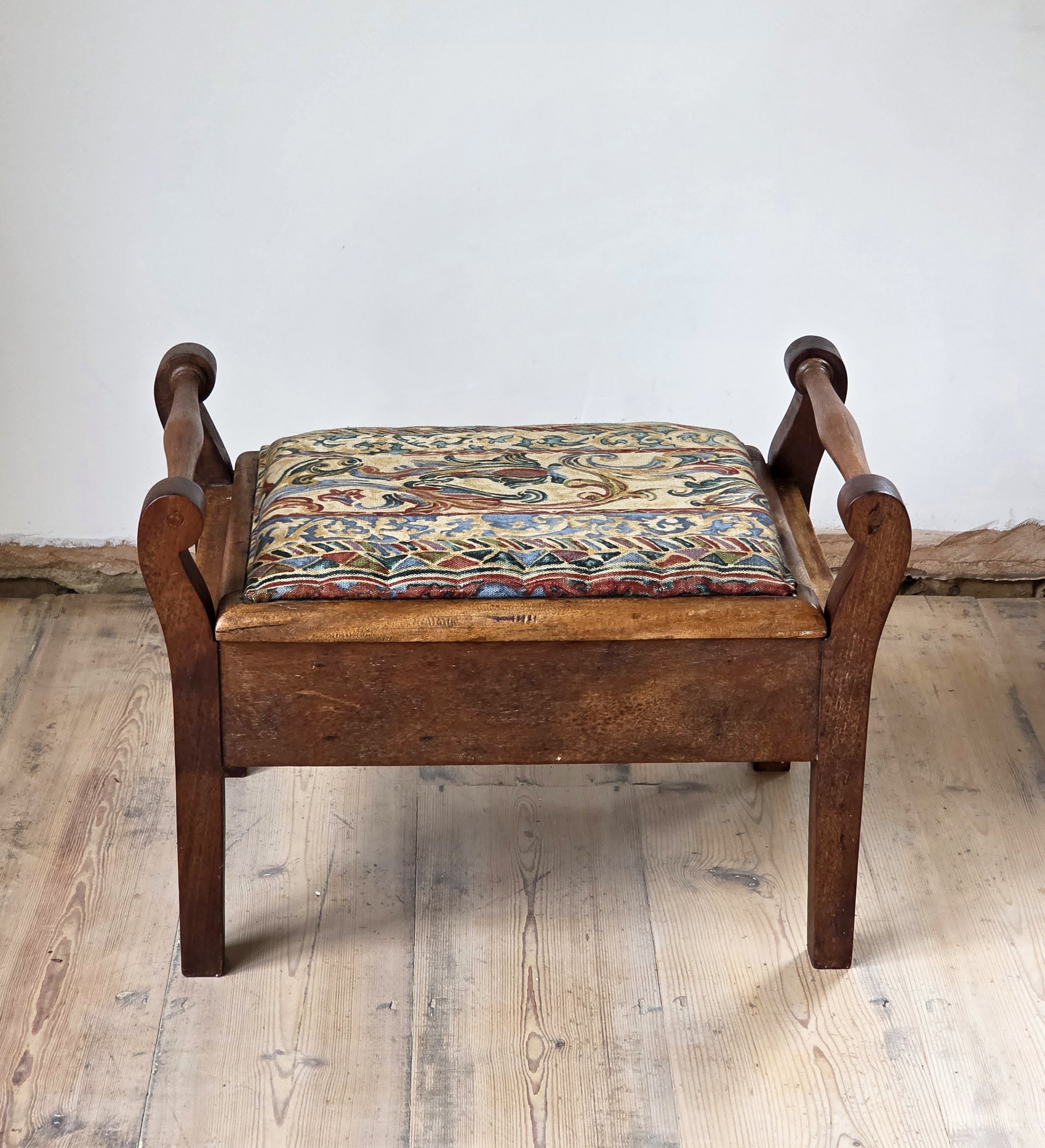 Circa 1900 Late Victorian Mahogany Ottoman Footstool