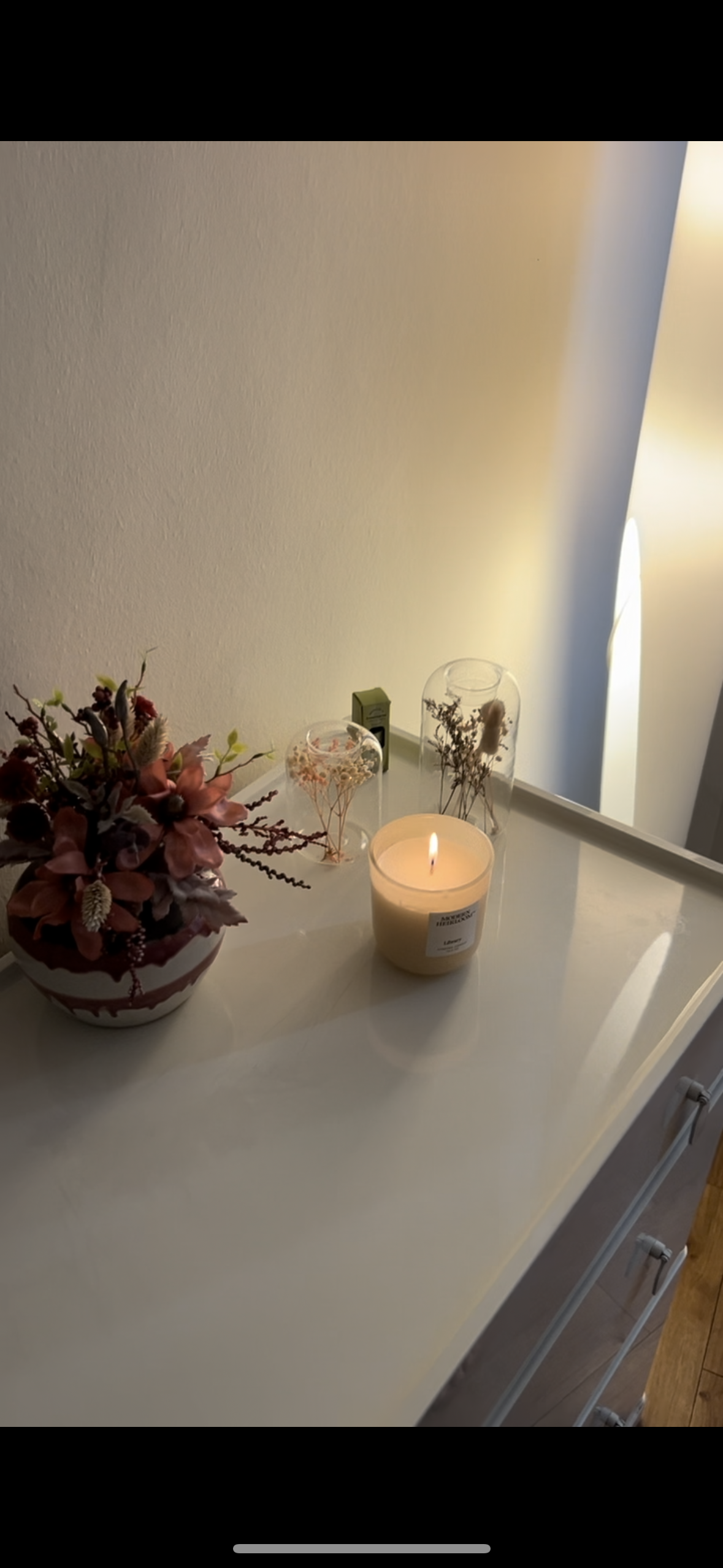 Ruhezone mit Behandlungsliege bei Balancea Bielefeld – Wellness und Lymphdrainage für ein leichteres Körpergefühl