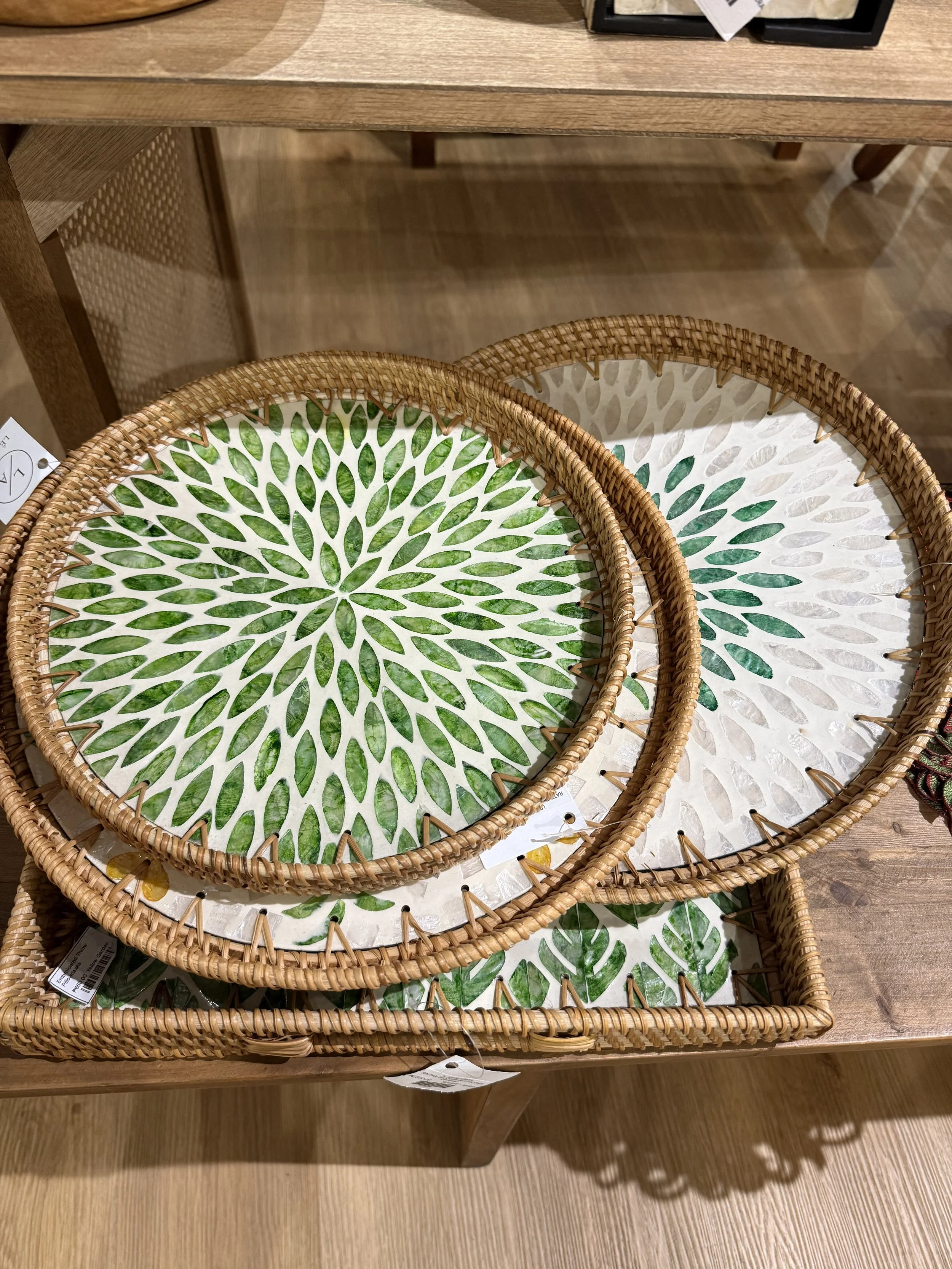 Exquisite MOP Round Tray with Rattan Trim