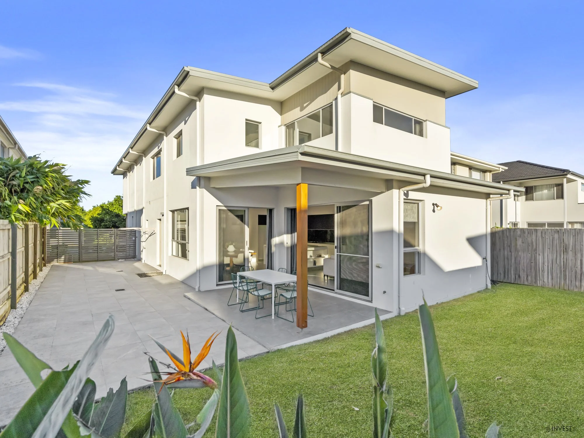 025_Open2view_ID950083-_P__102_Hillcrest_Street.jpg