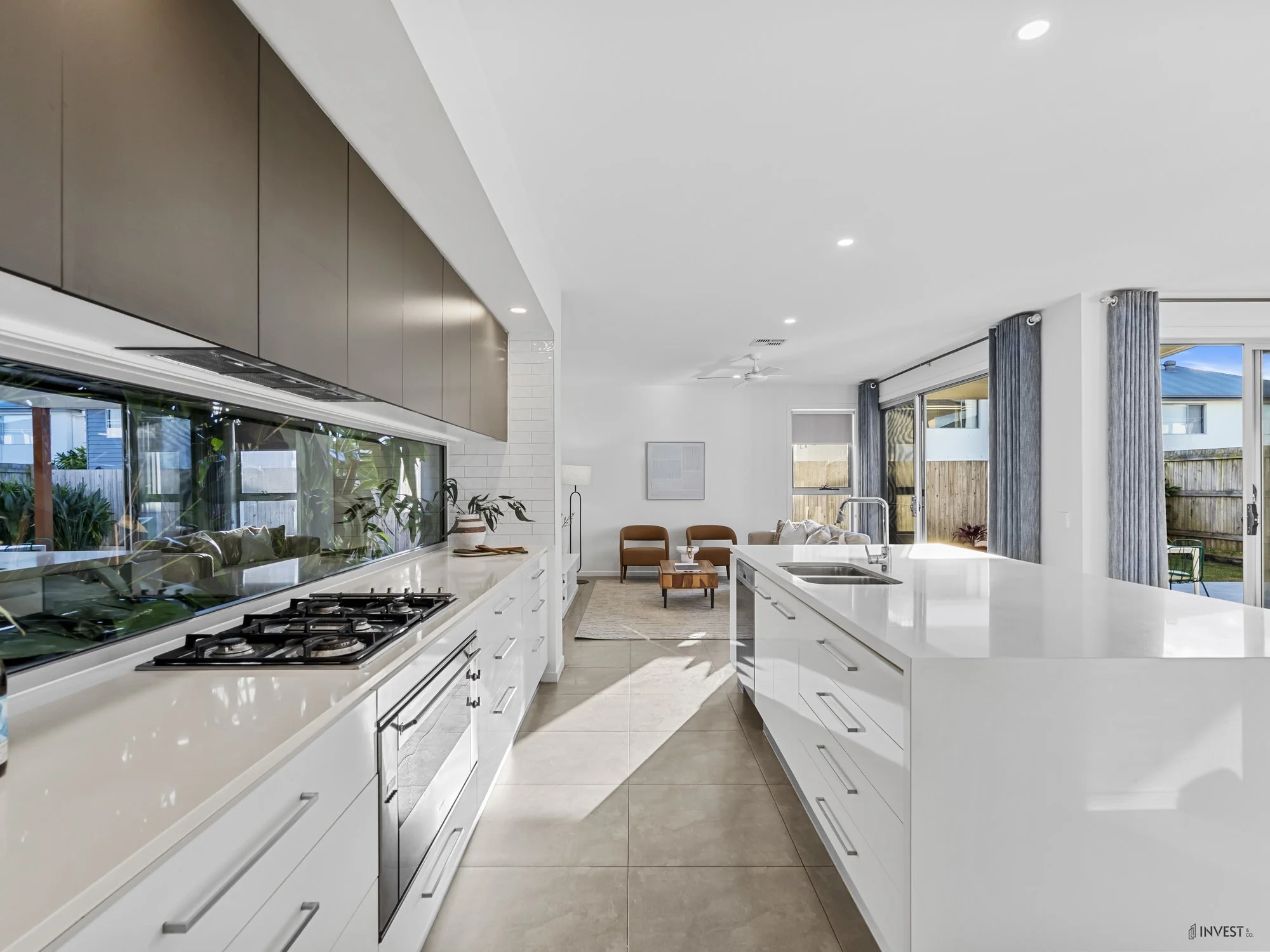 019_Open2view_ID950083-_P__102_Hillcrest_Street.jpg