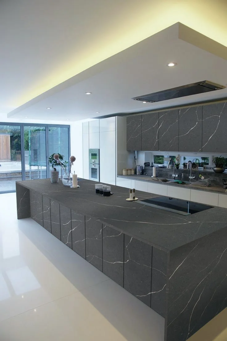 Asher Gray Install.jpg