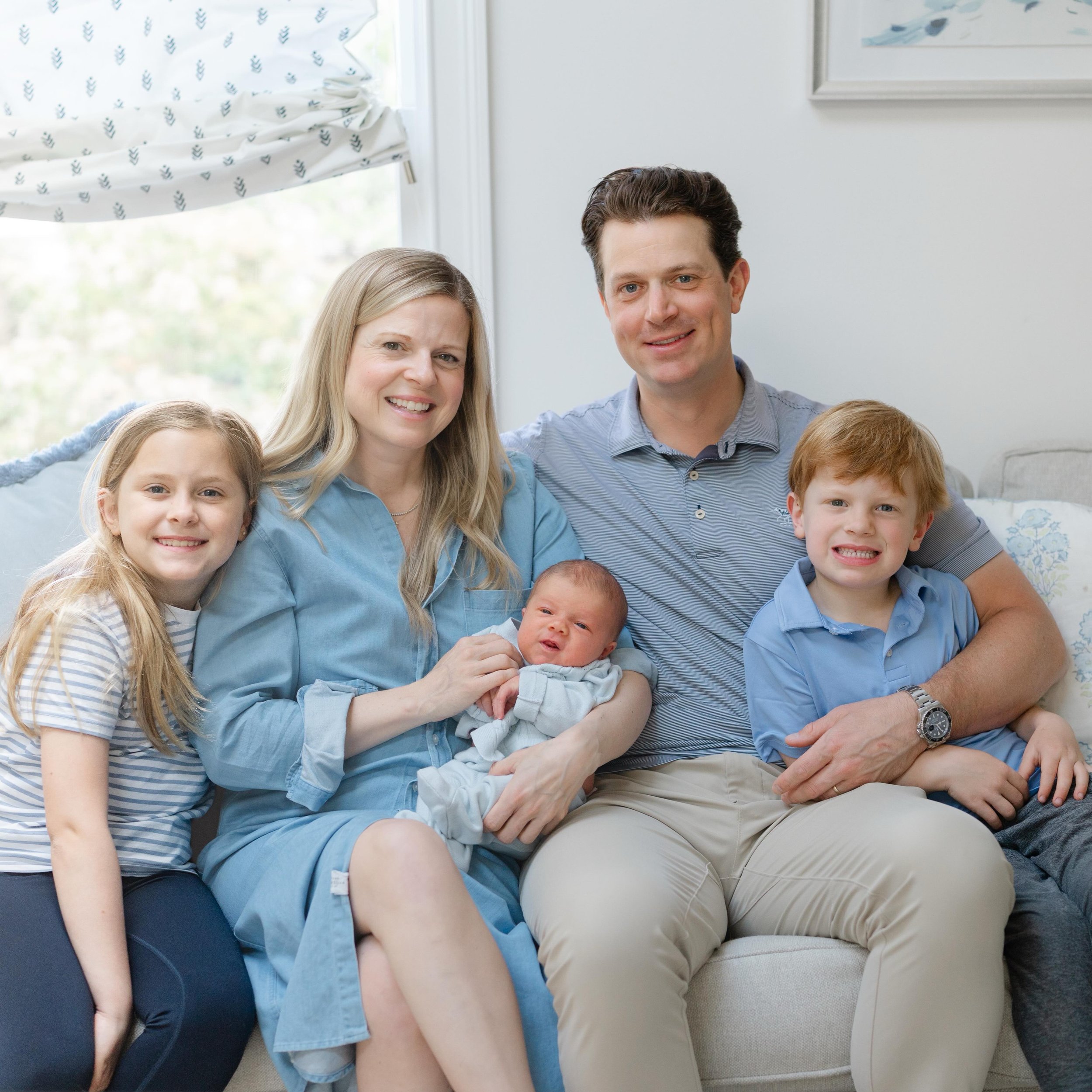 Equal parts baby snuggler and photographer this week! My sweet friend just had her baby, and I honestly couldn&rsquo;t tell you what I was more excited for&mdash;the endless newborn snuggles or getting to capture these fleeting first moments for her 