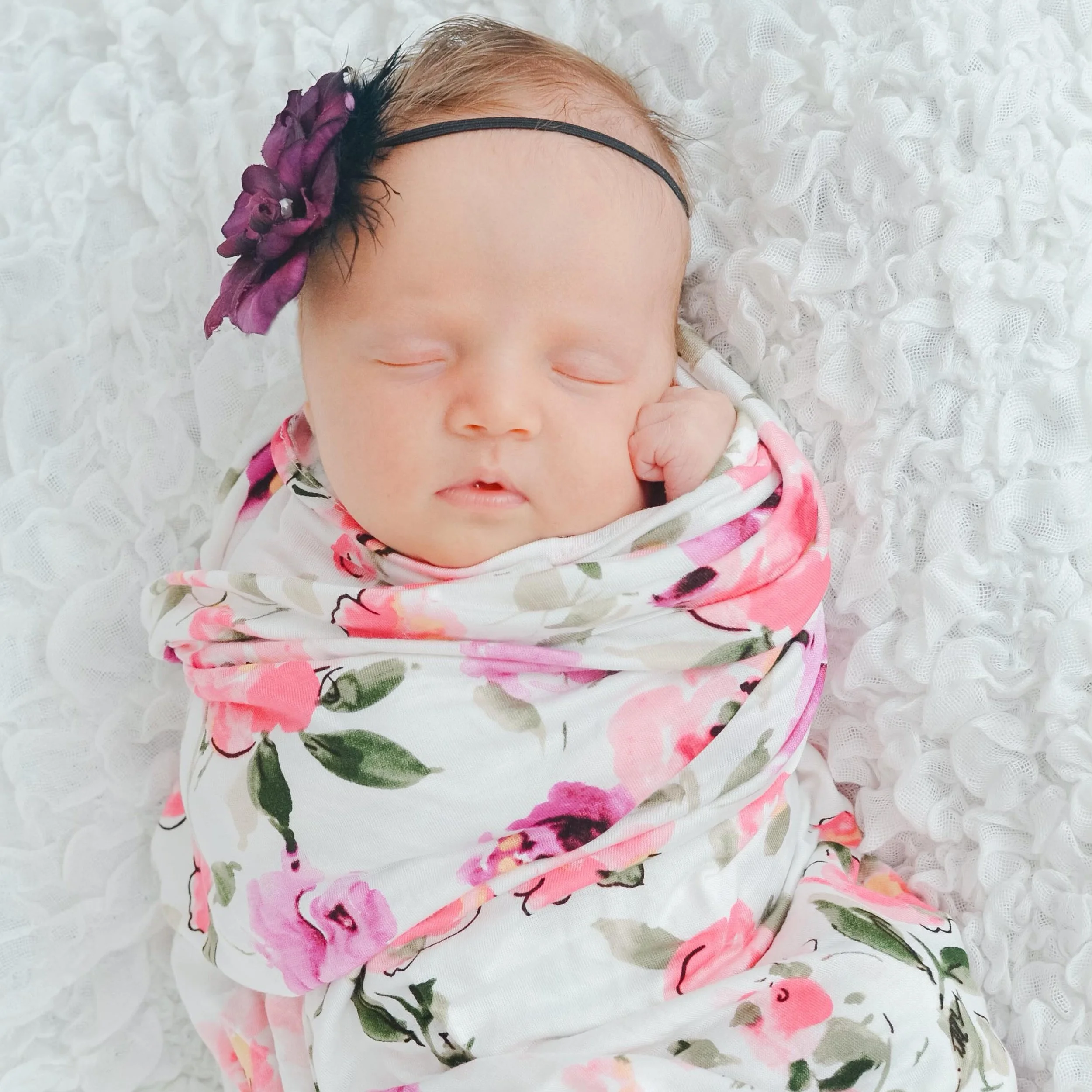 🌸Give me all the sweet, snuggly spring babies!!💜

#newcanaanphotographer #newcanaannewbornphotographer #connecticutphotographer #connecticutnewbornphotographer 
#newcanaanmoms