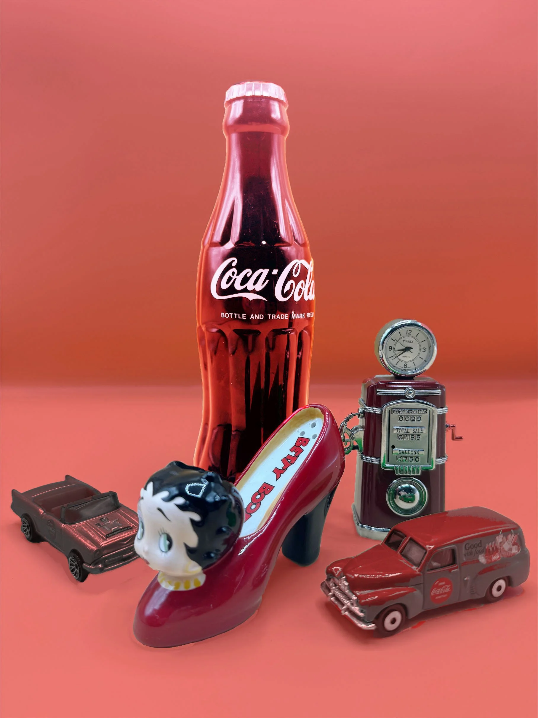 Monochromatic Still Life