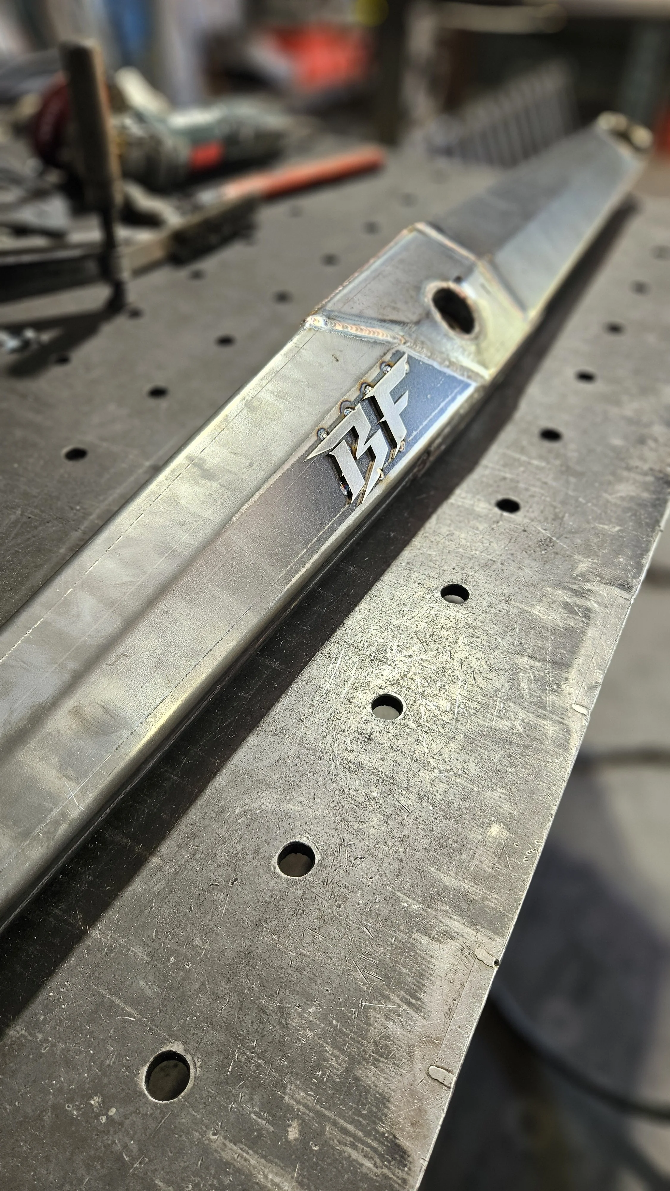 TRAILING ARM 1475MM DUAL POCKET, 1" UNIBALL REAR