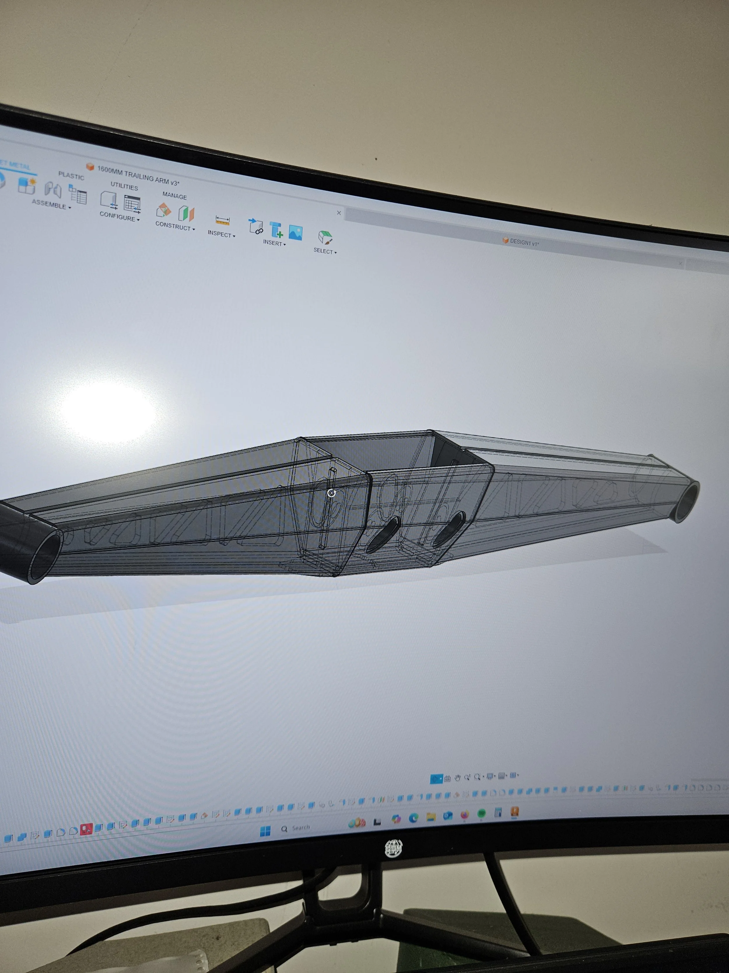Computer screen displaying a 3D CAD design of a mechanical component or assembly with various tools and options at the top of the screen.