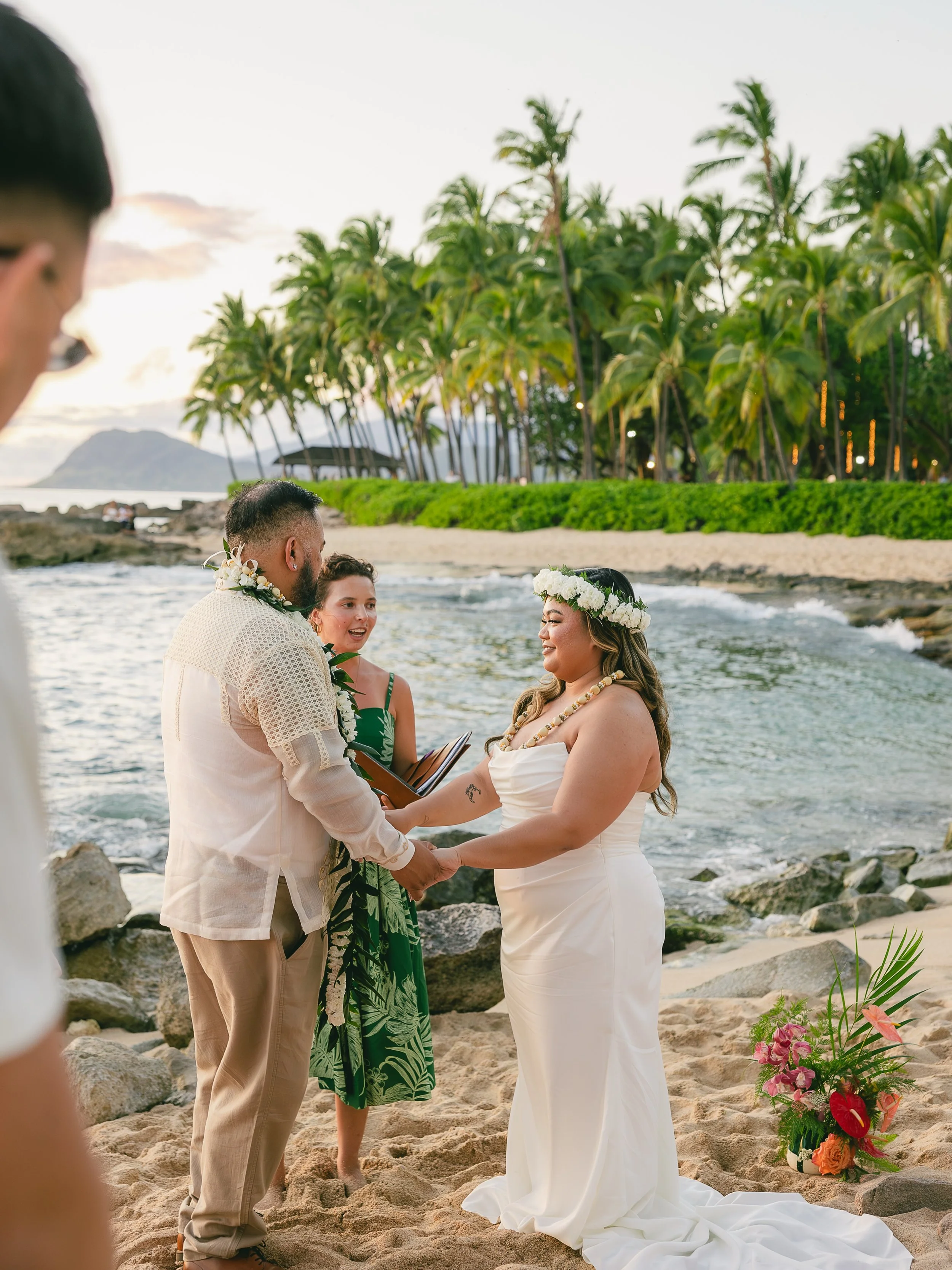 Because sometimes, the destination becomes part of the story 💕

Choosing a place that feels meaningful, inviting the people you love, and creating an experience that goes beyond the wedding day. 

Planning: @priscillabellaevents
Photography: @michel