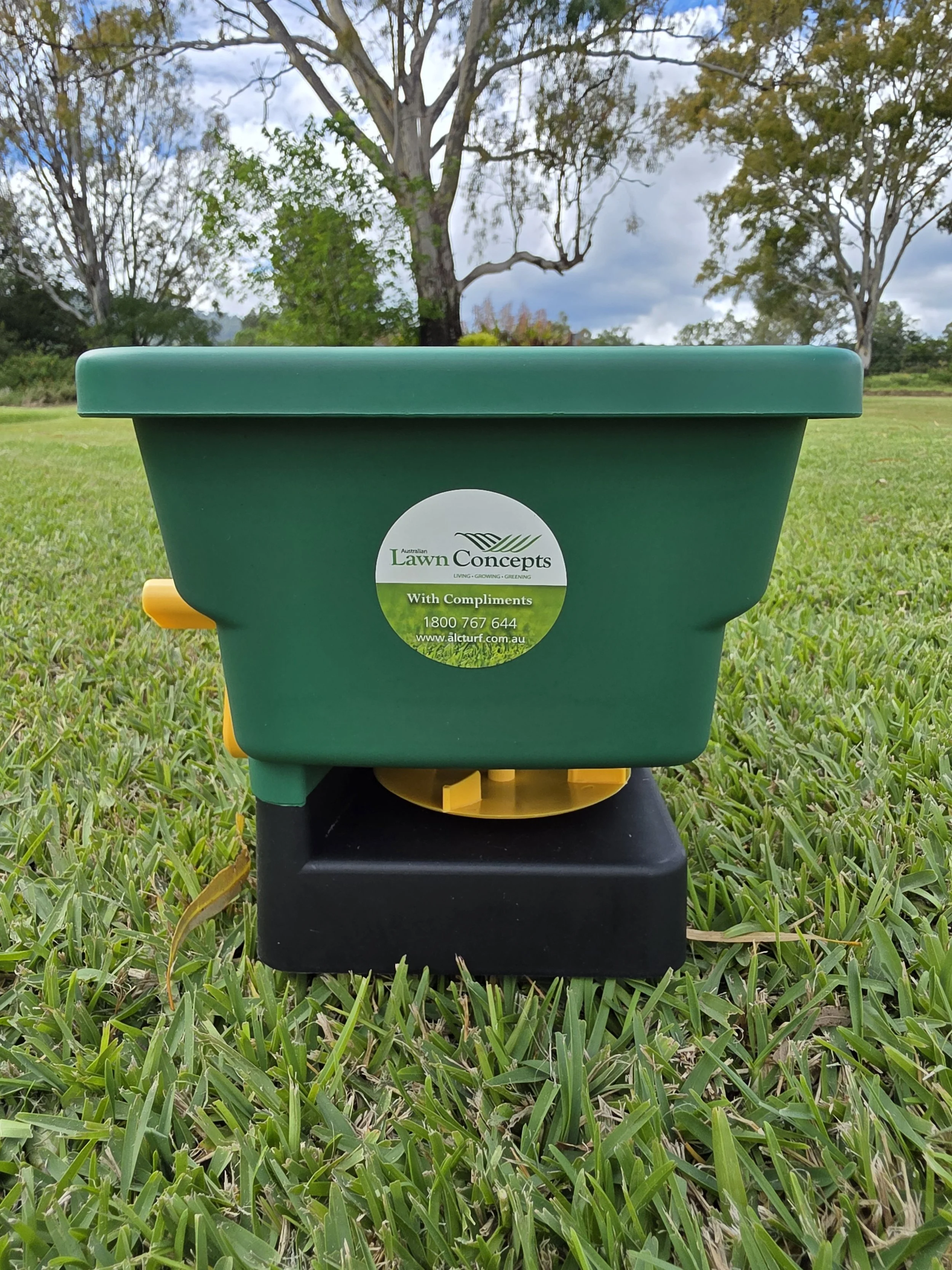 ALC Turf Hand Held Fertiliser Spreader
