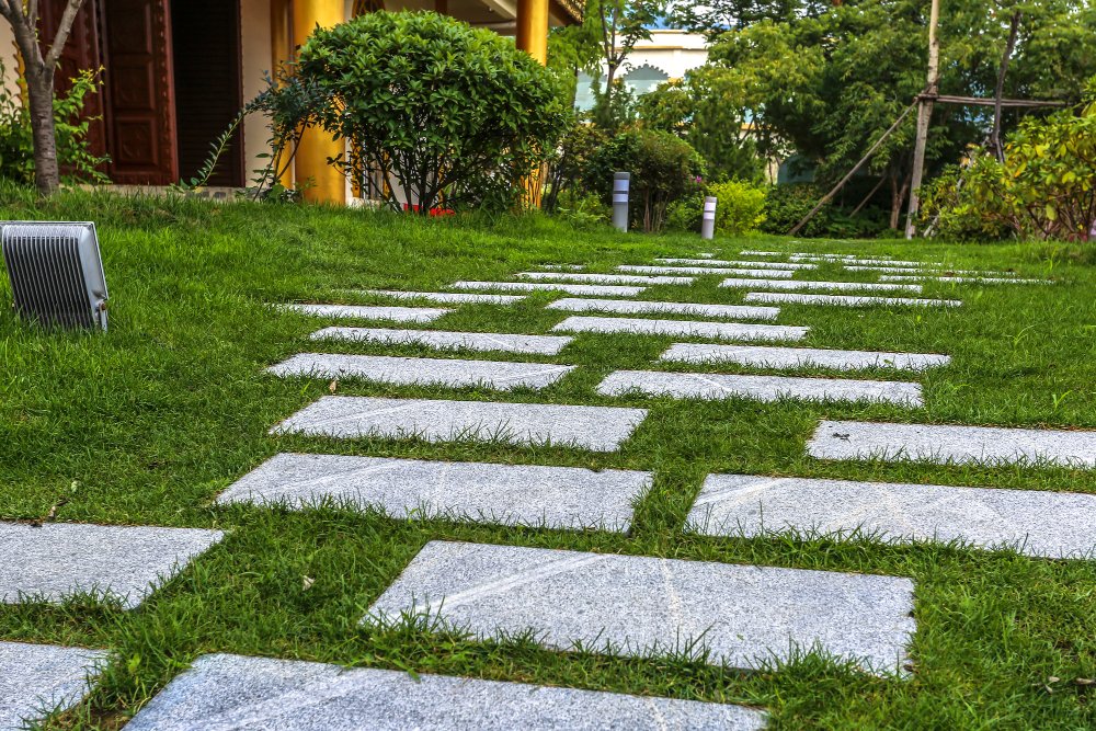 Mastering the Art of Front Lawn Landscaping