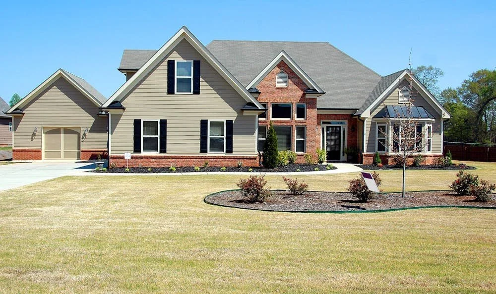 How a Good Quality Lawn Can Increase Your Home’s Value