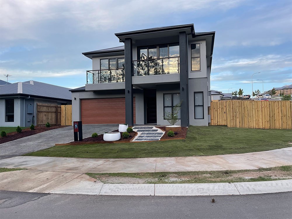 Augusta Zoysia Turf Buderim Turnscape - Australian Lawn Concepts