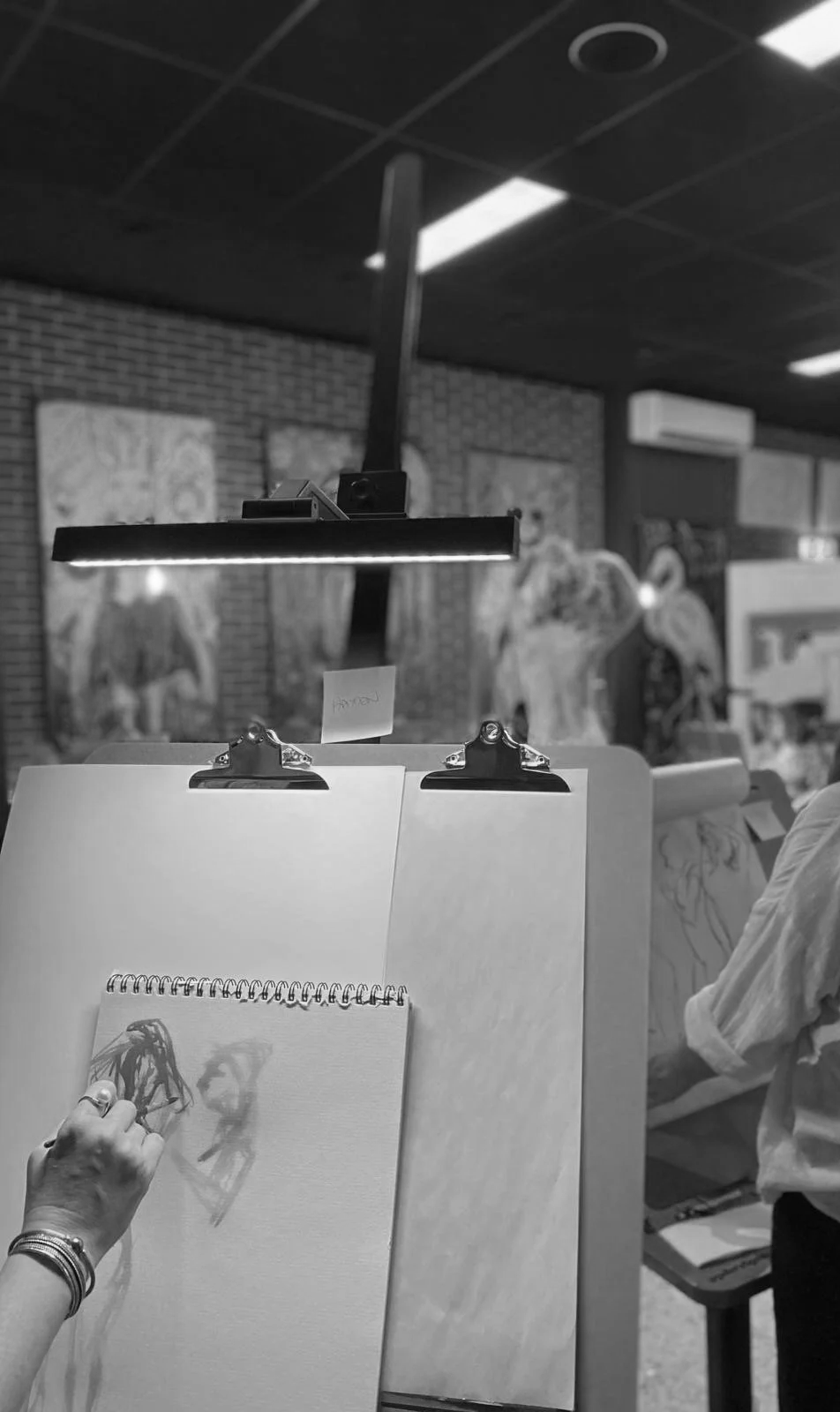 What to Expect at a Life Drawing Session at Gallery 8 Southport.