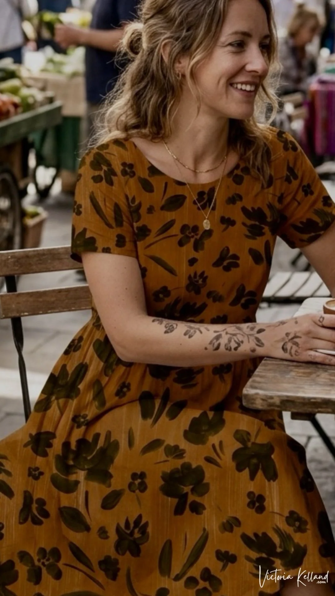 Painterly floral pattern 