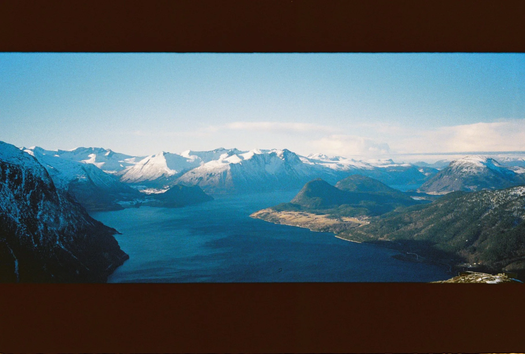 184949721081-R1-012-4A.jpg
