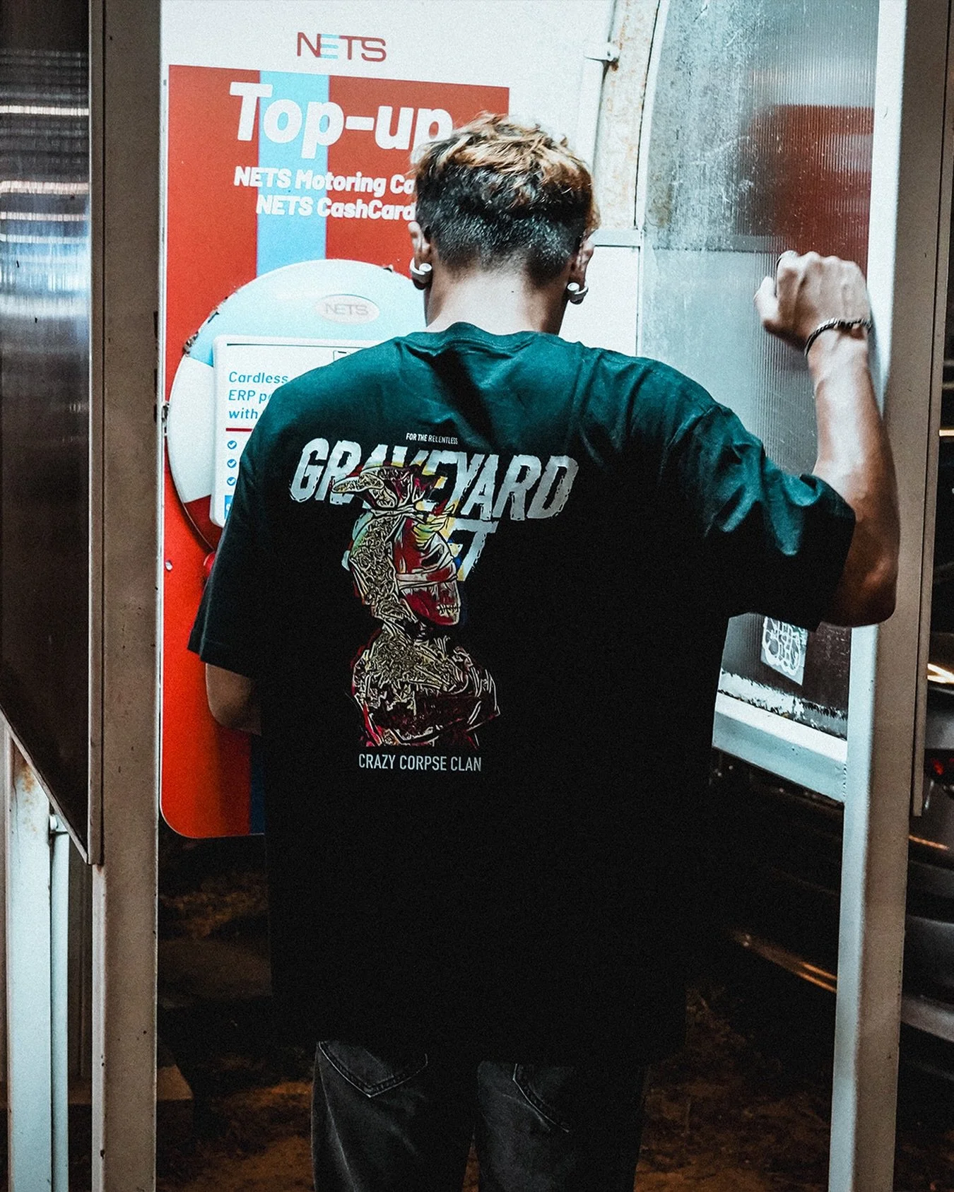 DIRECT LINE. 📞

Calling the shots from the underground.
The city clocks out, but our shift is just starting. 00:00 &ndash; 08:00.

The Deadstock Vol. 1 uniform is moving fast.

Don&rsquo;t wait for the dial tone. Link in bio before your size is gone