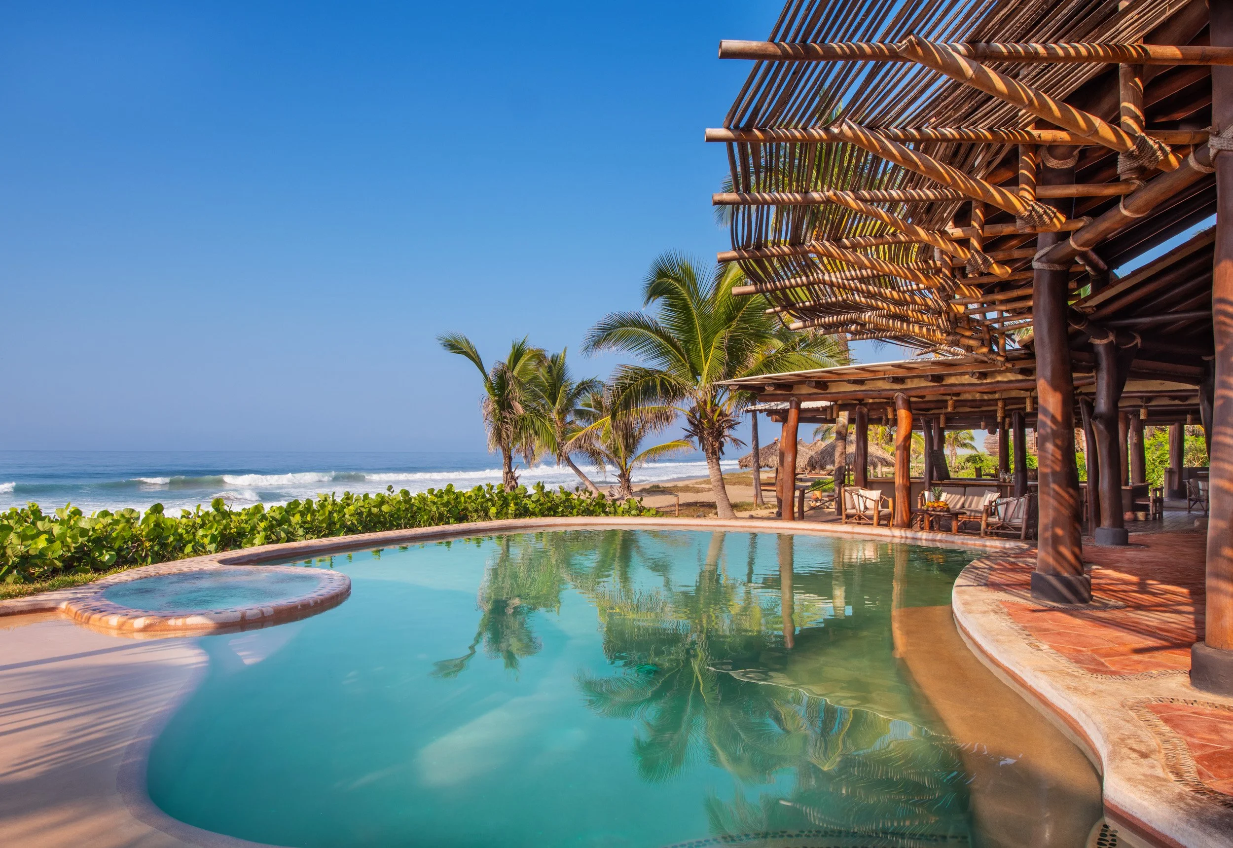 4. AVABLU Pool.jpg (Copy) (Copy)