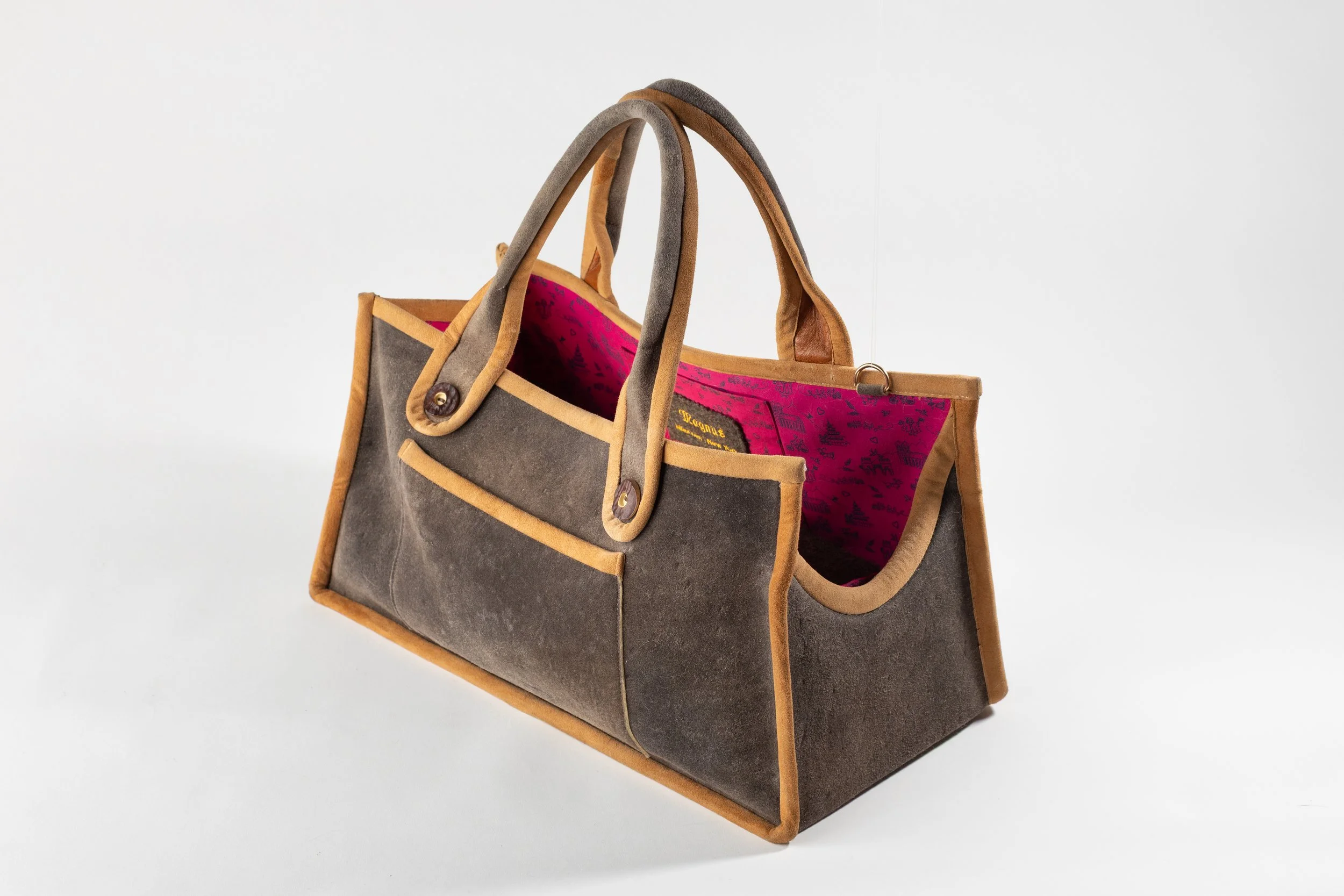 Magnus_Dog_Bag-007.jpg
