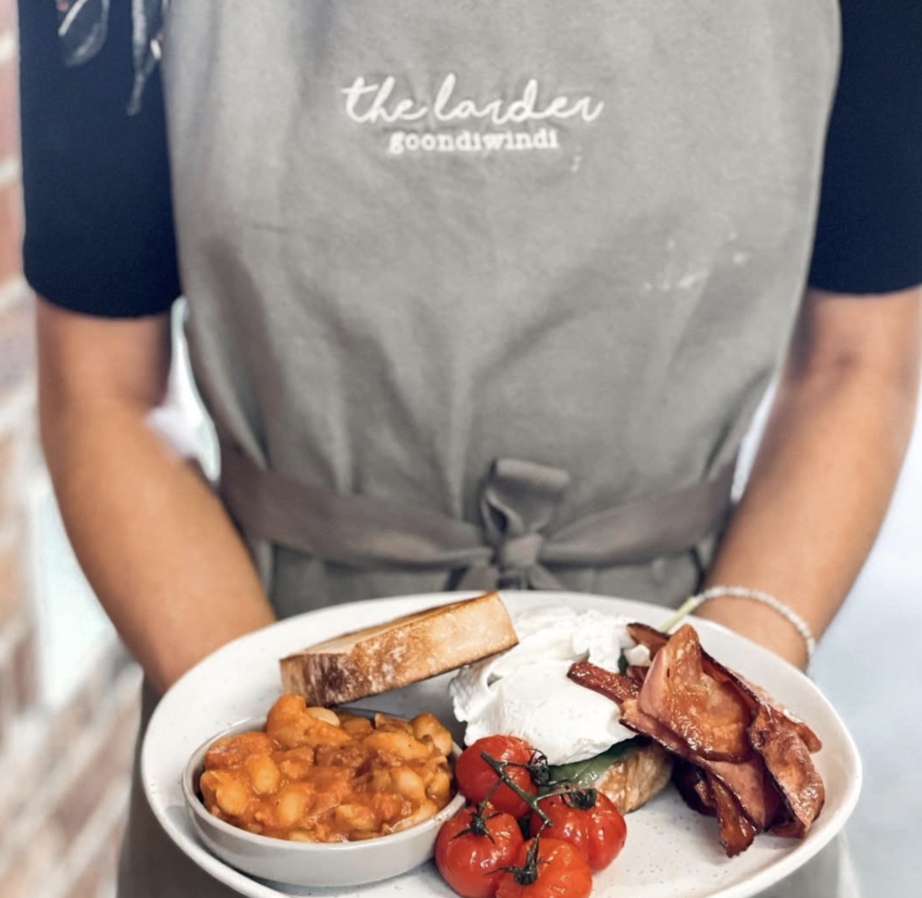 Larder Goondiwndi - Social Media