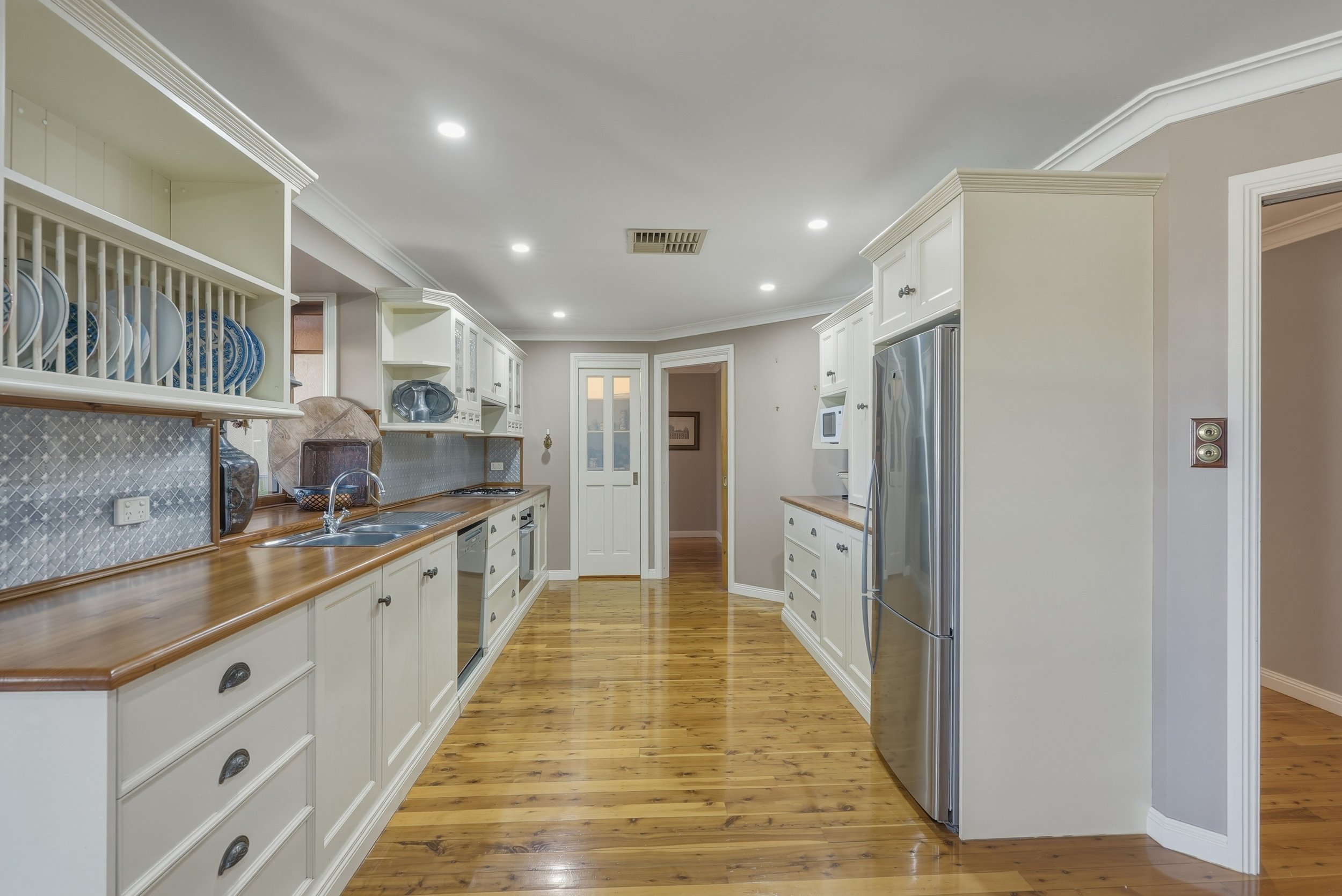 27OverlandersWay_007.jpg
