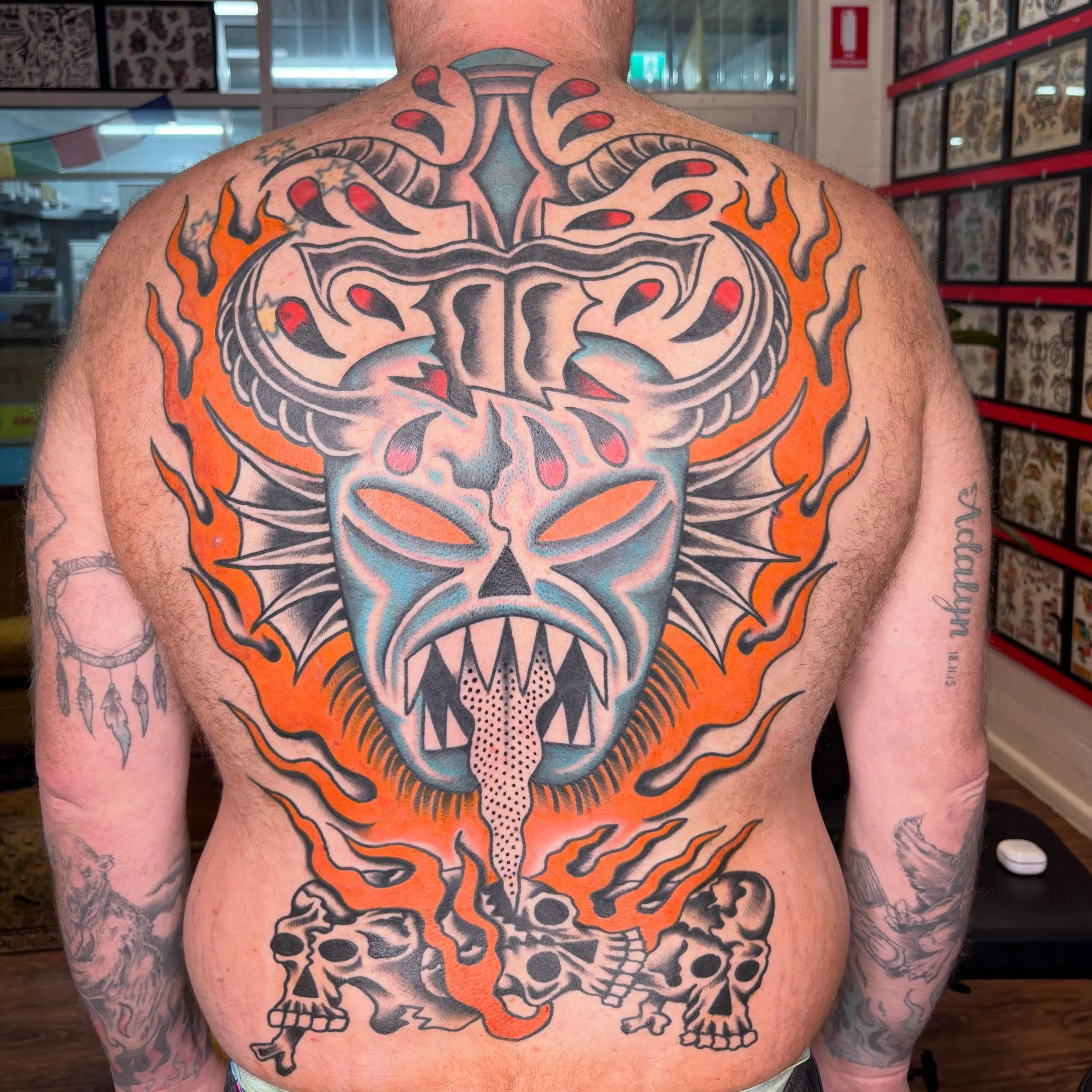 Thanks for the commitment Shane! 
Had so much fun with this one

Super keen to start some bigger work and backs coming into winter, the perfect time to get tattooed.

Send me your ideas and let&rsquo;s make it happen! 

Made at @superdeluxestudio