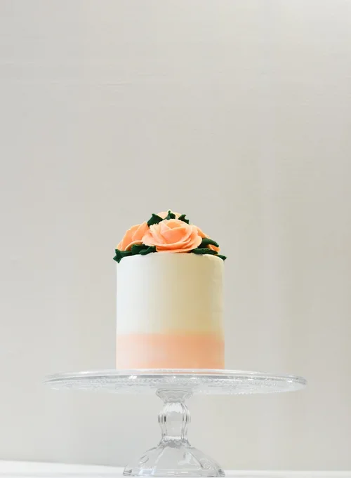 pink ombre ake.webp