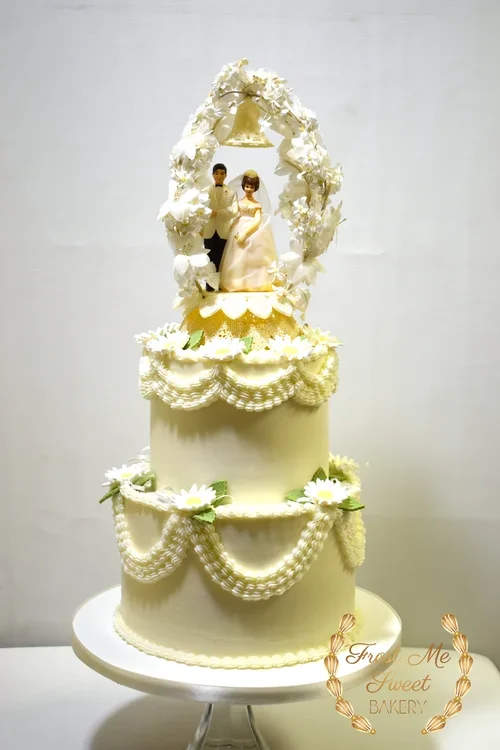 wedding+Anniversary+replica+cake.webp