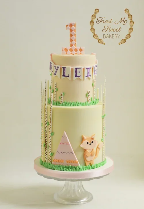 ryleigh+fox+cake 1ST BIRTHDAY CAKE.webp