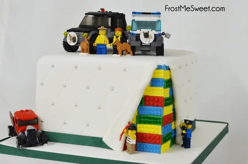 lego cake.webp