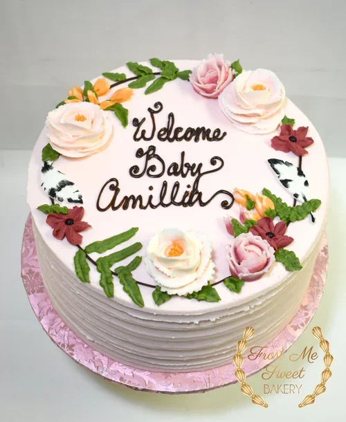 welcome+baby+flower+crown+cake.webp