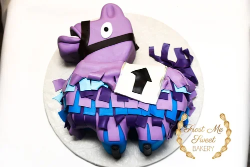 fortnite+llama+cake.webp