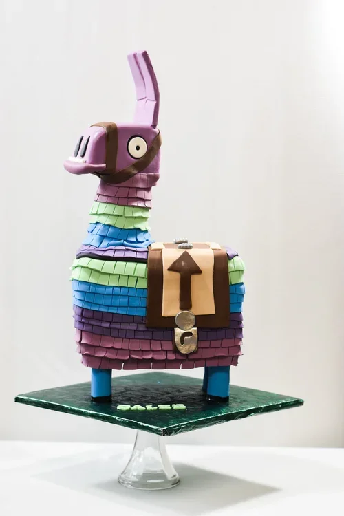 fortnite+llama+standing.webp