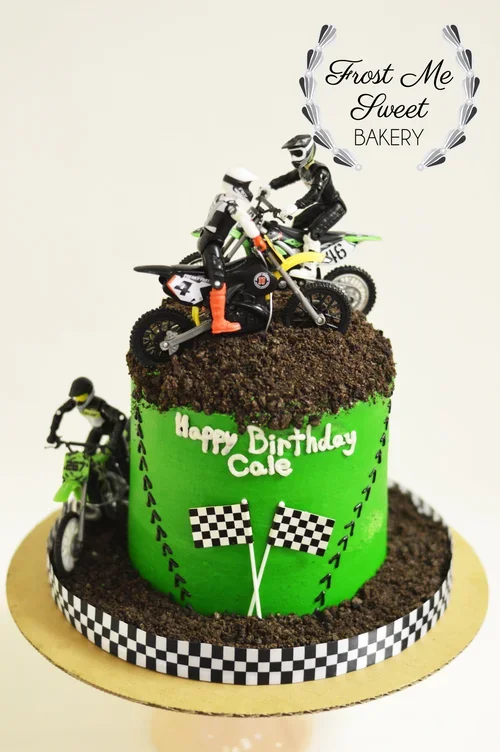 dirt+bike+cake.webp
