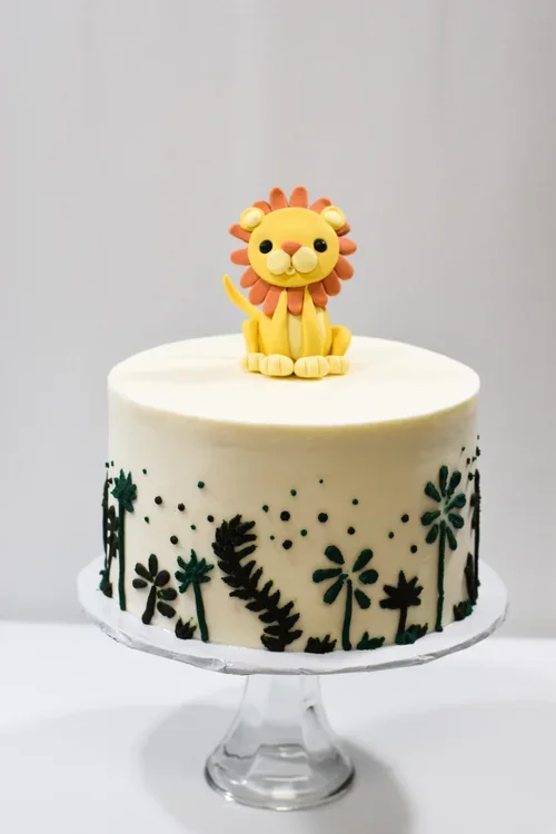 tropical+lion+cake.webp