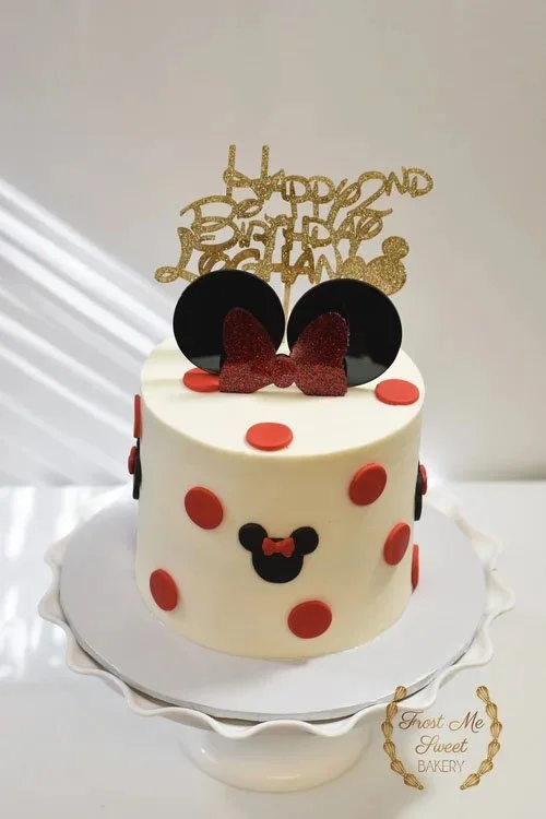 minnie or mickey mouse cake 2 copy.jpg