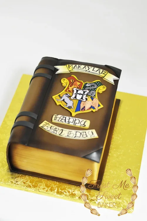 Harry+Potter+Book+Cake.webp
