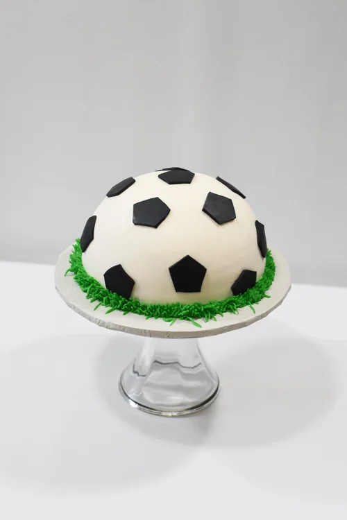 soccerball cake.webp